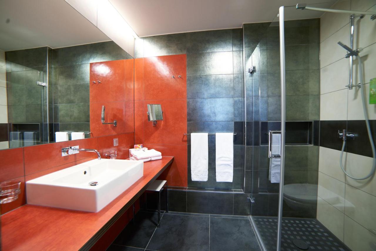 Hotel Maxlhaid Велс Екстериор снимка