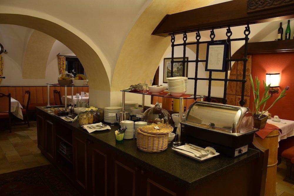 Hotel Maxlhaid Велс Екстериор снимка